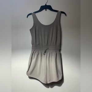 Abercrombie & Fitch Traveler Romper size XS